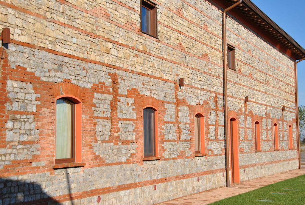 Agriturismo Mascudiera Fiorenzuola dʼArda Dış mekan fotoğraf